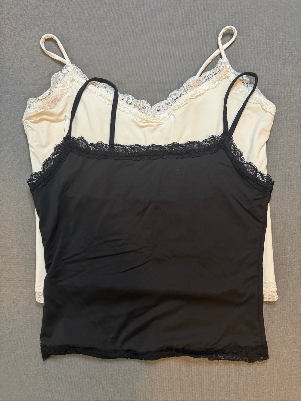Pinkm Style Women's Cropped Spaghetti Strap Tank 2 Top Bundle Black & White Lace